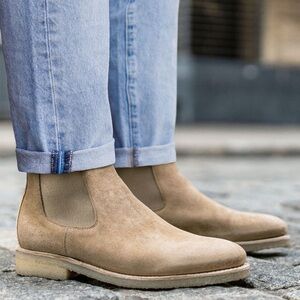 Foundation Suede Chelsea Boots Size 10 A32